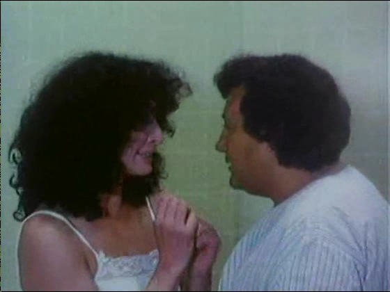 Alejandra Peniche no panties