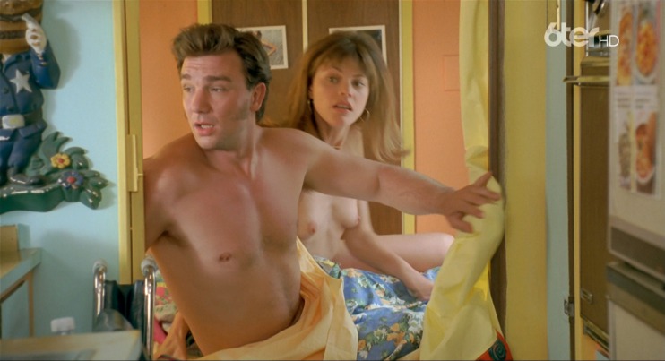 Alexandra Kazan photos between the legs