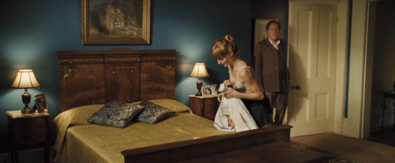 Alexandra Schepisi breasts 78 Alexandra Schepisi breasts 78