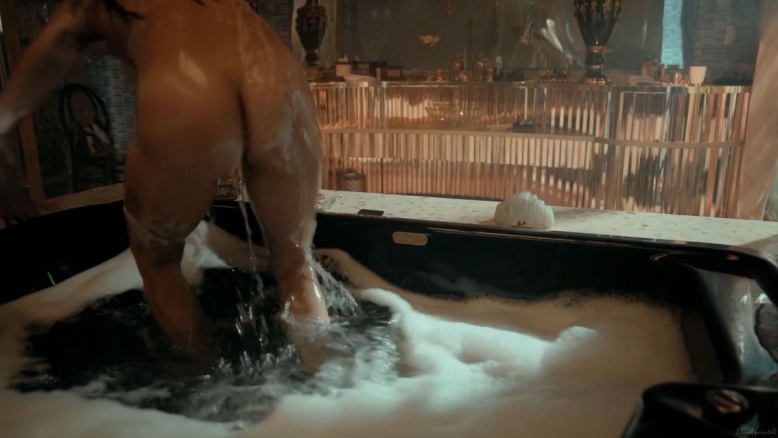 Alice Braga exposed ass 56 Alice Braga exposed ass 56