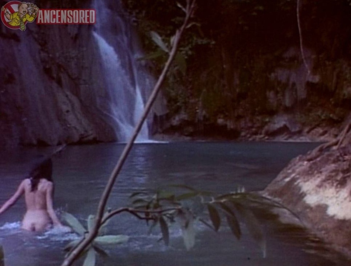 Alicia Alonzo no underwear