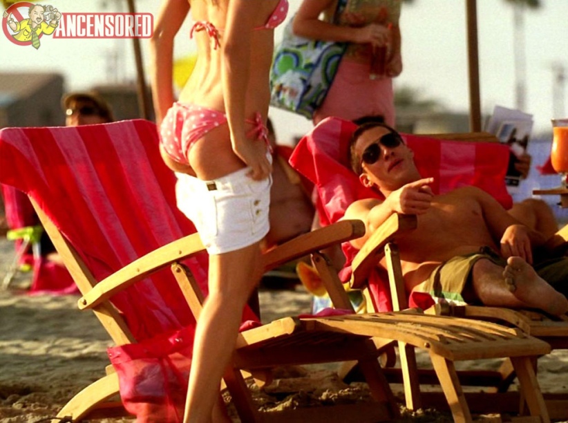 Alona Tal in lingerie