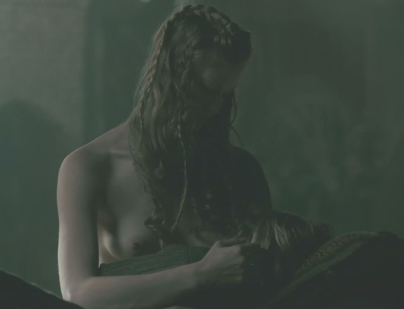 Alyssa Sutherland no panties 28