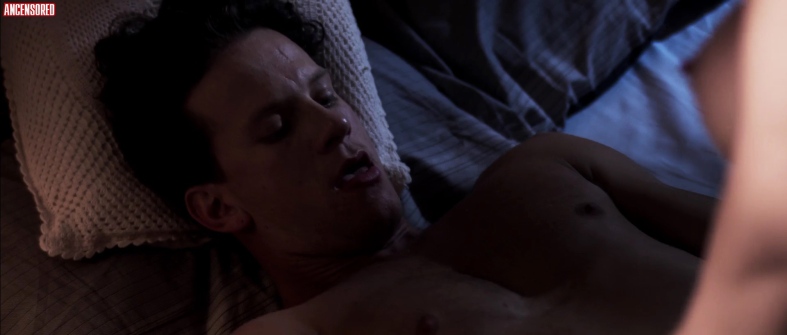 Amanda Pereira buttocks are visible 90