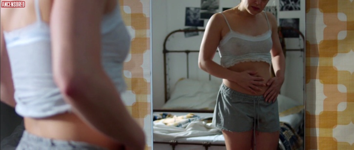 Amanda Pereira in a skirt