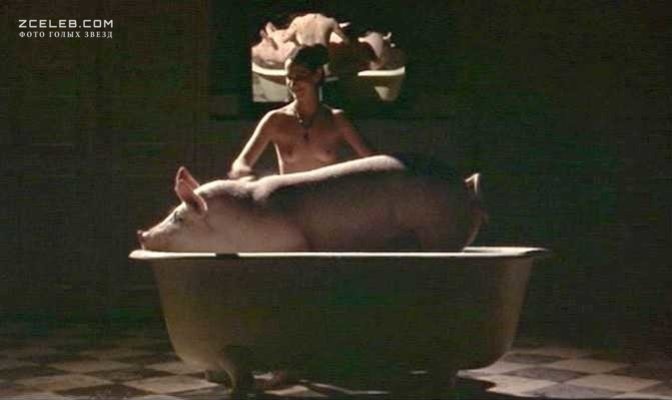 Amanda Plummer exposed ass 42 Amanda Plummer exposed ass 42