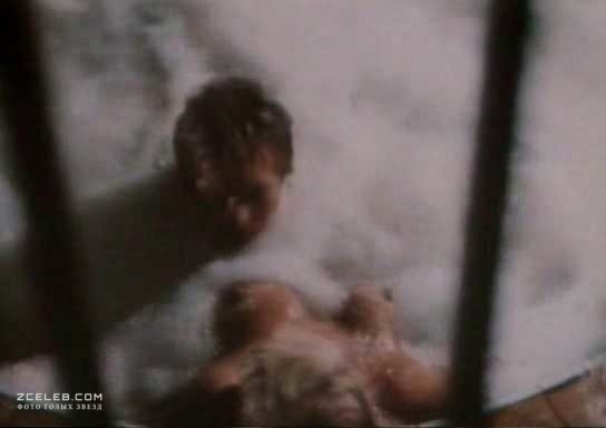 Andrea Thompson in a skirt Andrea Thompson in a skirt