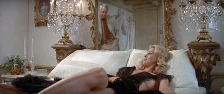 Angel Tompkins boobs 40