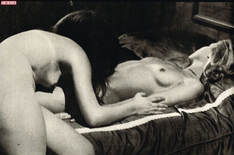 Angela De Leo pantyhose