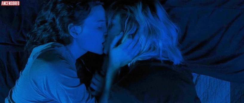 Anna Shields boobs 91