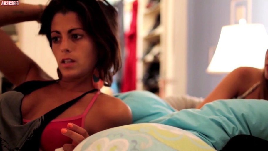 Annette Sellas pussy