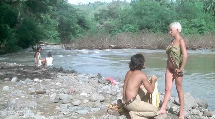 Annie Belle intimate photos