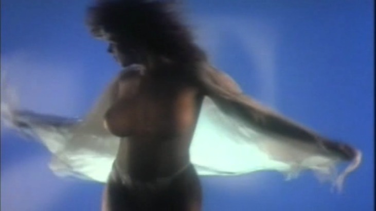 Antoinette Steen in lingerie