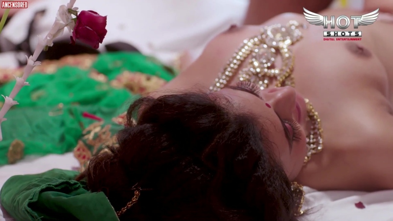 Anushree Dutta photos between the legs