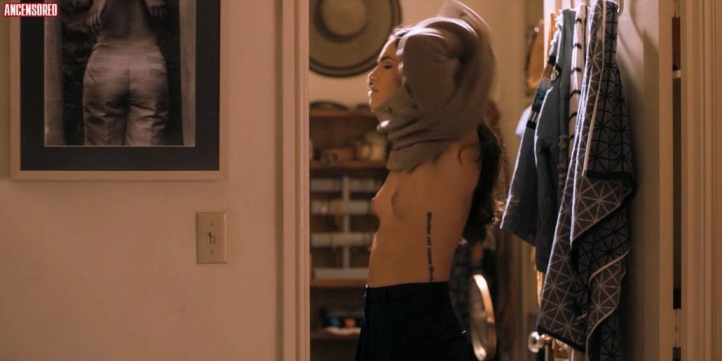 Arienne Mandi no panties 80 Arienne Mandi no panties 80