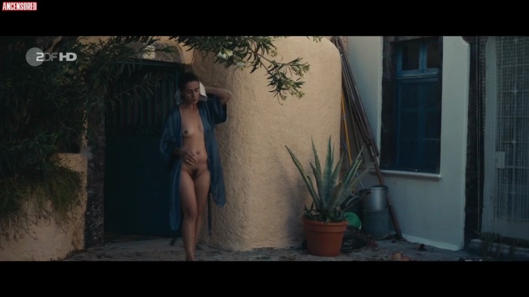 Artemis Chalkidou no underwear