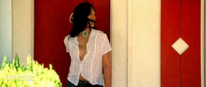 AslHan GRbZ in a short skirt breasts AslHan GRbZ in a short skirt breasts