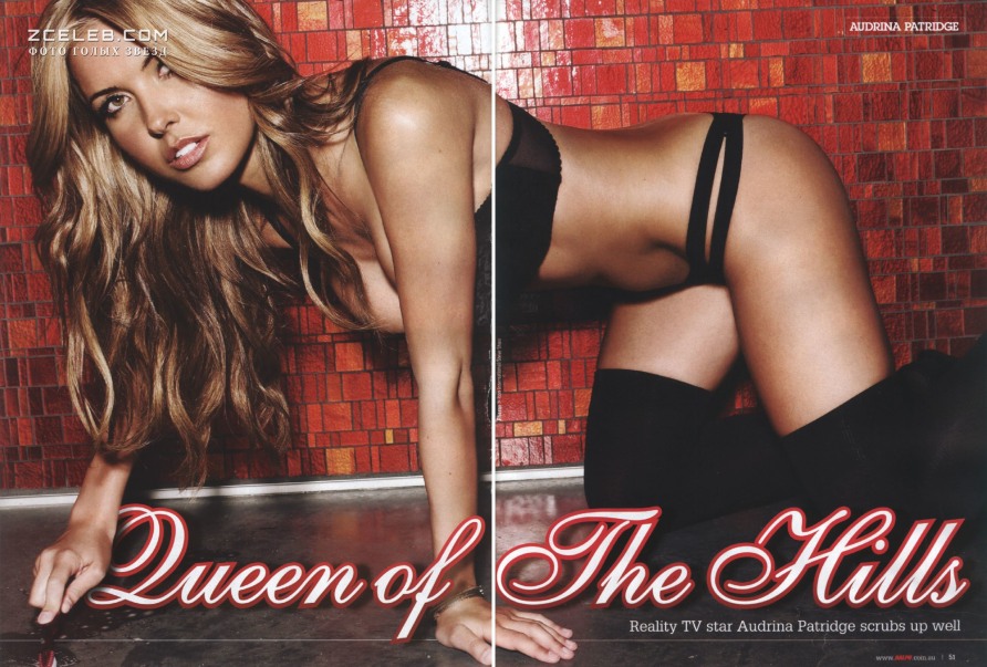 Audrina Patridge boobs are visible 34