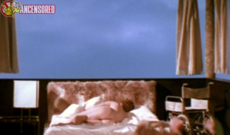 Carla Gravina in a skirt 11 Carla Gravina in a skirt 11