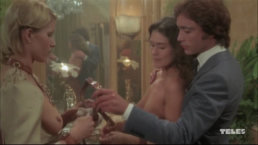 Caroline Baudry in a short skirt breasts 49 Caroline Baudry in a short skirt breasts 49