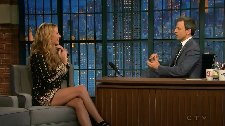 Cat Deeley (II boobs