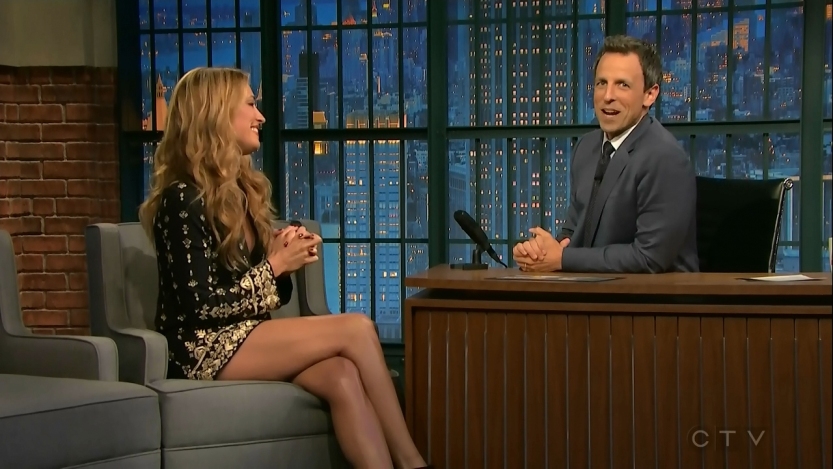 Cat Deeley (II photos between the legs 67