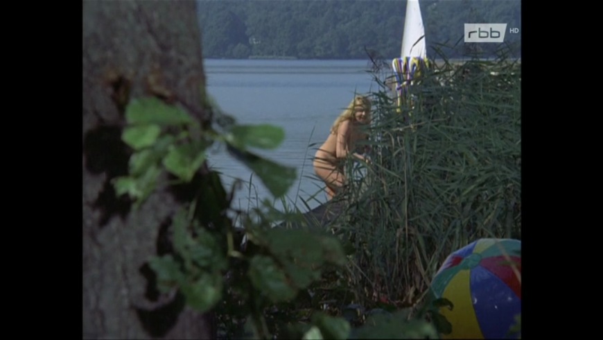 Christine Harbort legs 30