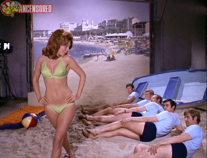 Claudie Lange in a skirt 57