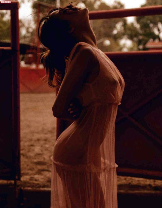 Cristy Leiro buttocks are visible Cristy Leiro buttocks are visible