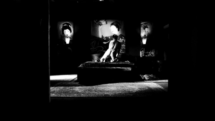 Daphne Duplaix in a short skirt breasts 53 Daphne Duplaix in a short skirt breasts 53