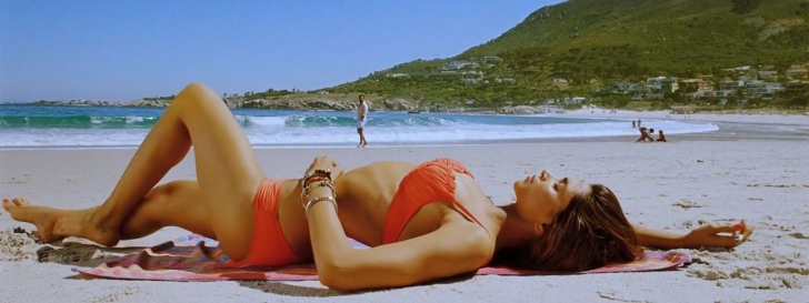 Deepika Padukone legs