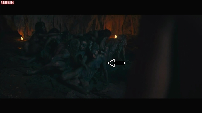 Demetra Avincola photos between the legs