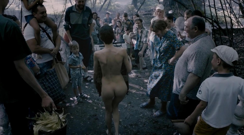 Diana Pozharskaya in a skirt 18