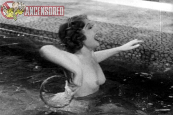 Edwige FeuillRe panties