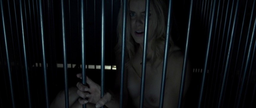 Elisabeth Hower no panties