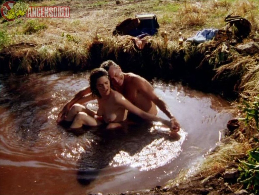 Elizabeth Barondes boobs 96