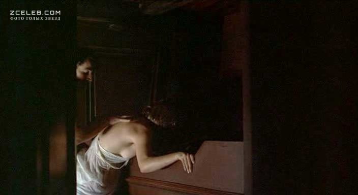 Emma Thompson boobs are visible