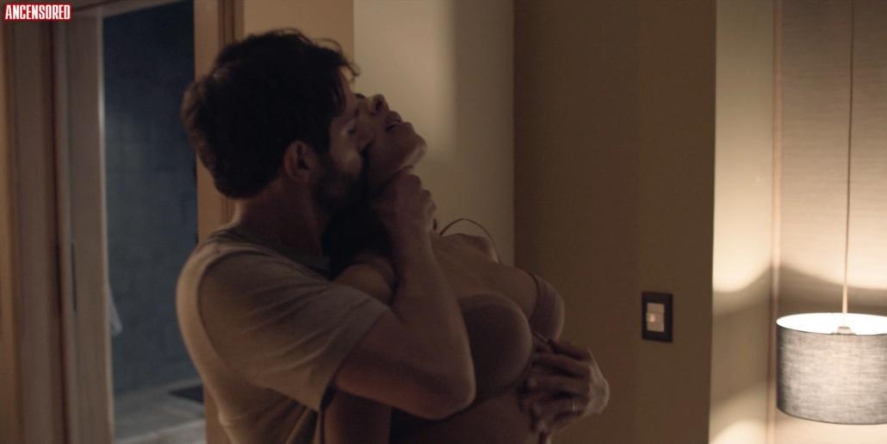 Esmeralda Pimentel legs Esmeralda Pimentel legs