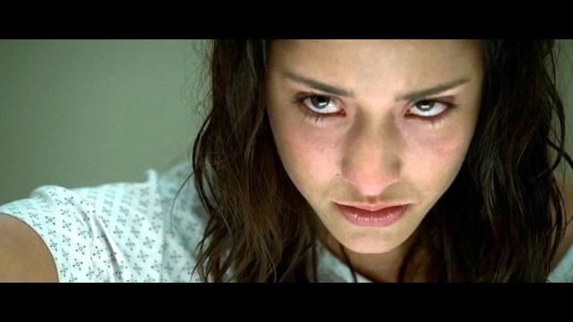 Fernanda Romero no underwear