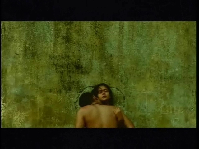 Gayesha Perera breasts