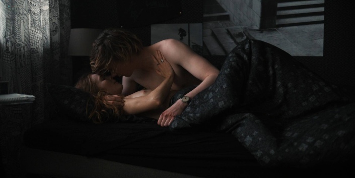 Gina Alice Stiebitz legs