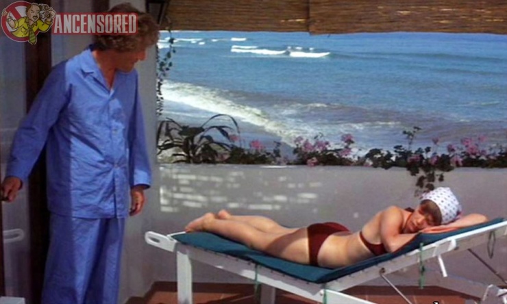 Glenda Jackson young