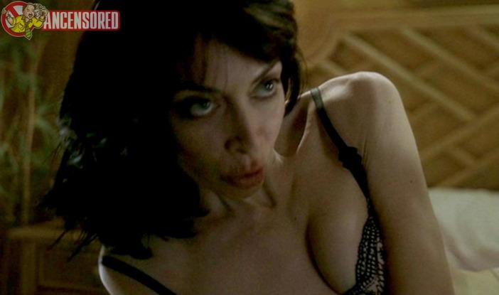 Illeana Douglas intimate photos 30 Illeana Douglas intimate photos 30