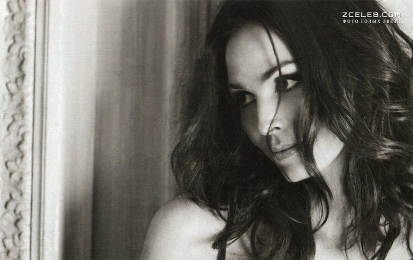 In Saster in a short skirt breasts In Saster in a short skirt breasts