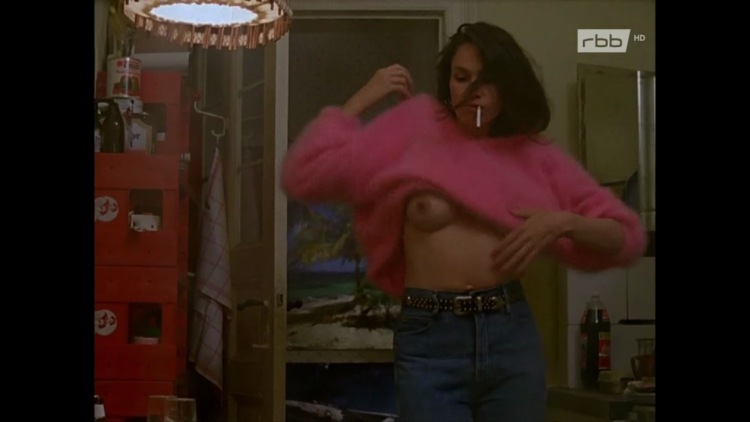 Iris Disse in a skirt Iris Disse in a skirt