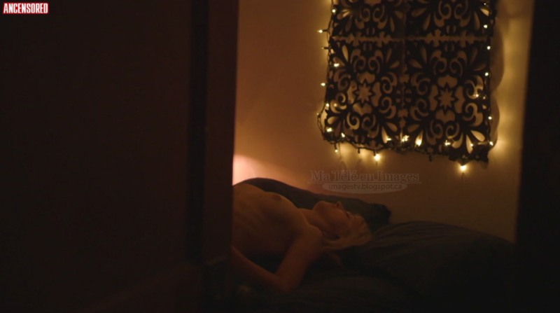 Isabelle Giroux panties 32