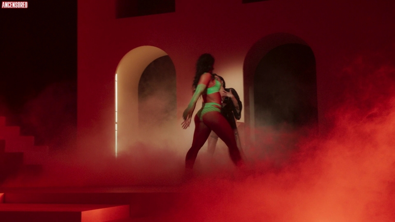 Jade Chynoweth exposed ass 29