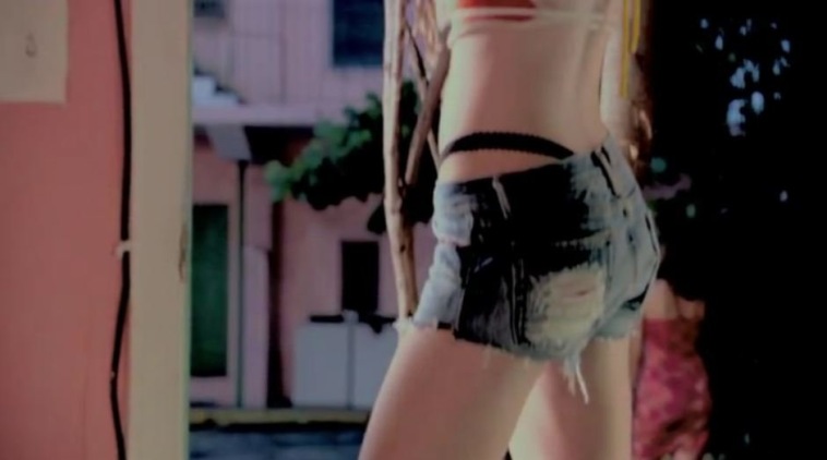 Jennifer Carpenter pantyhose