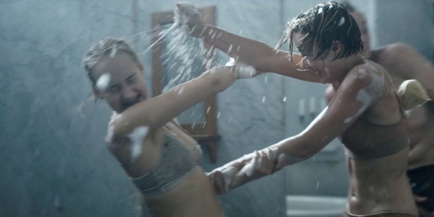 Jessica Dinnage in a skirt 30