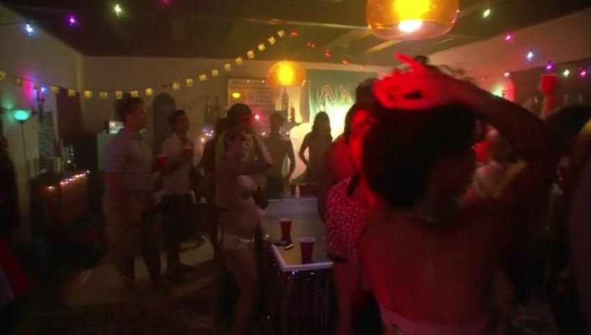 Julia Farsadi naked breasts